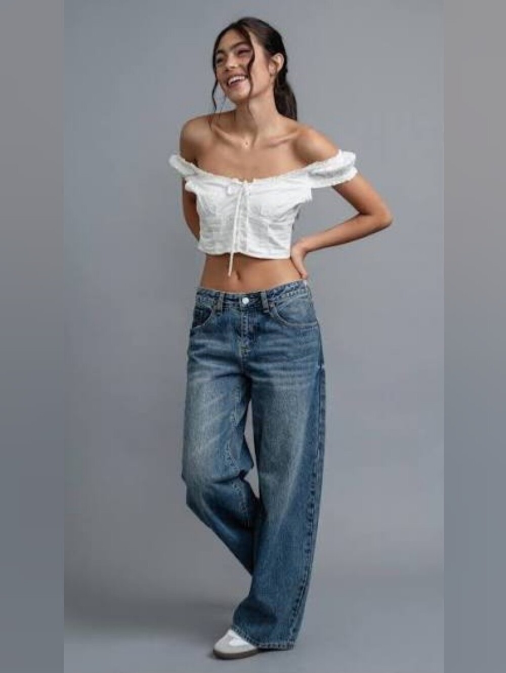 Like New S.O.N.G. Jeans~High Rise~Wide Leg~Med Wash~Stretch~Size 9~Waist 29